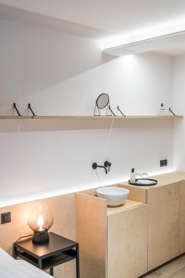 Poutrelle Guestrooms Couette-café Bruges